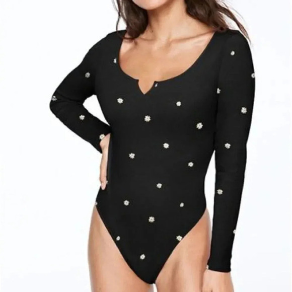 Victorias Secret Pink Long Sleeve Bodysuit Daisy - Picture 3 of 9